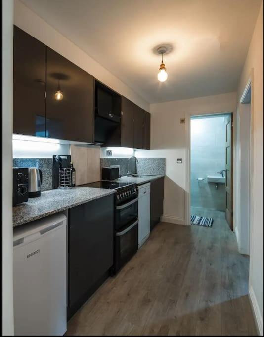 Spacious 2 Bedroom Apartment Near Seafront Penzance Eksteriør billede